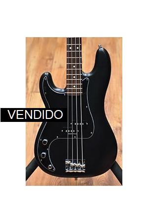 Fender American Standard P Bass Lefty Black Fender American Standard P Bass Lefty Black